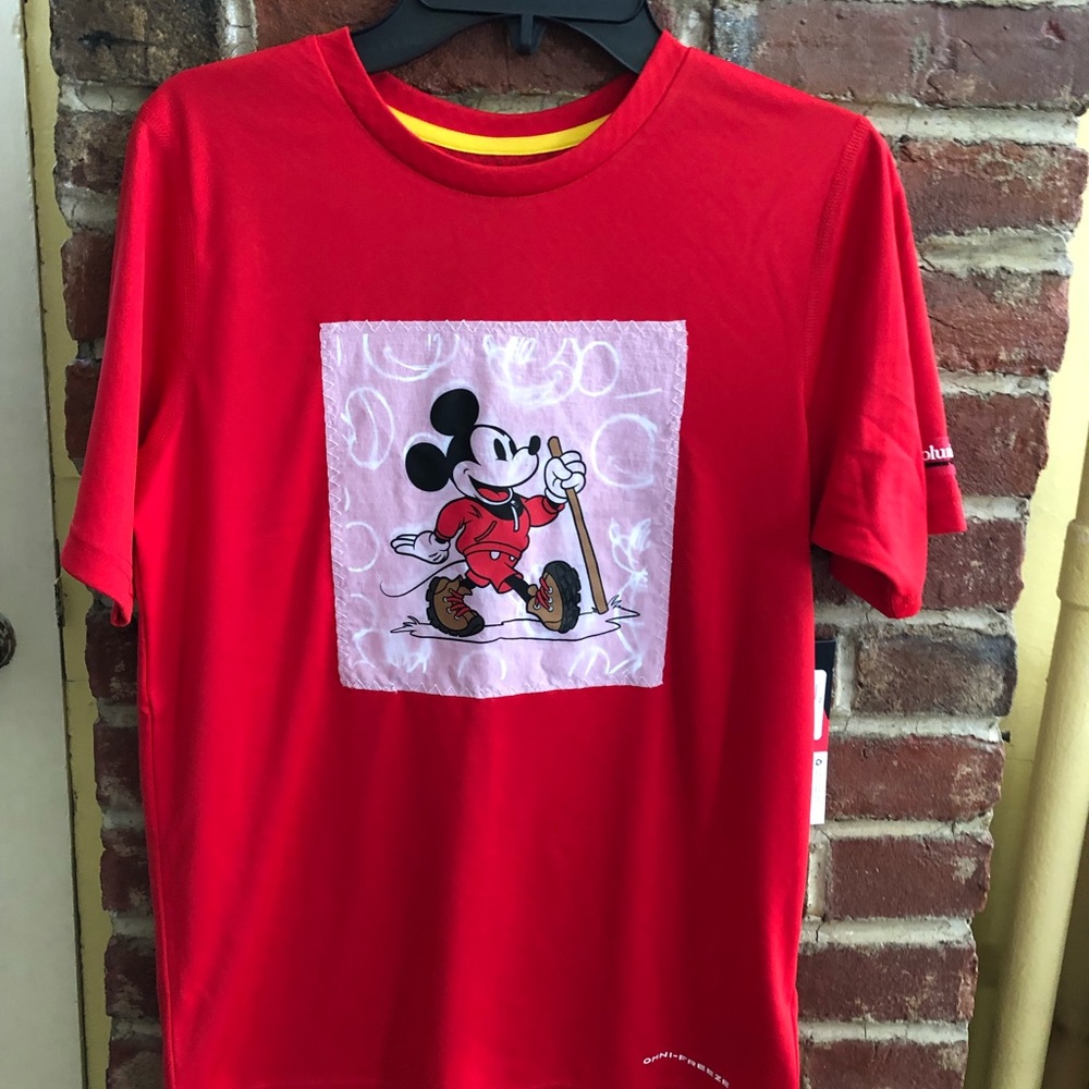 Kids Performance t-shirt by Columbia.